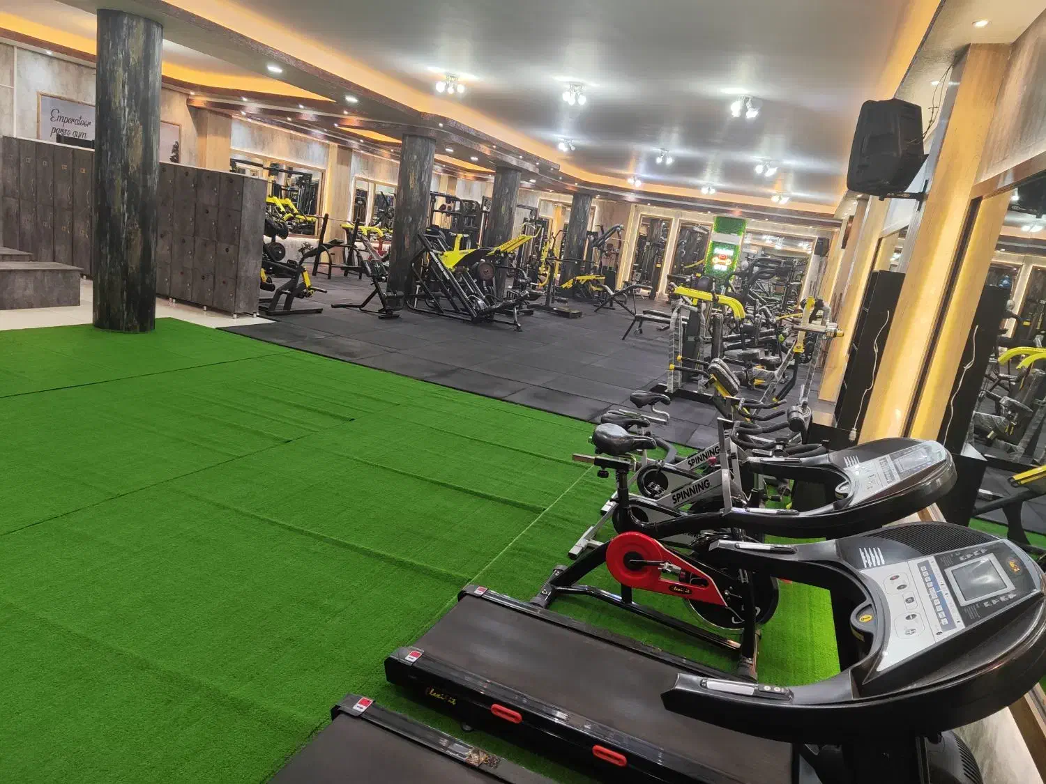 جذب مربی حرفه ای زومبا و ورزش های هوازی بانوان|استخدام آموزشی|نجفآباد, الله اکبر|دیوار