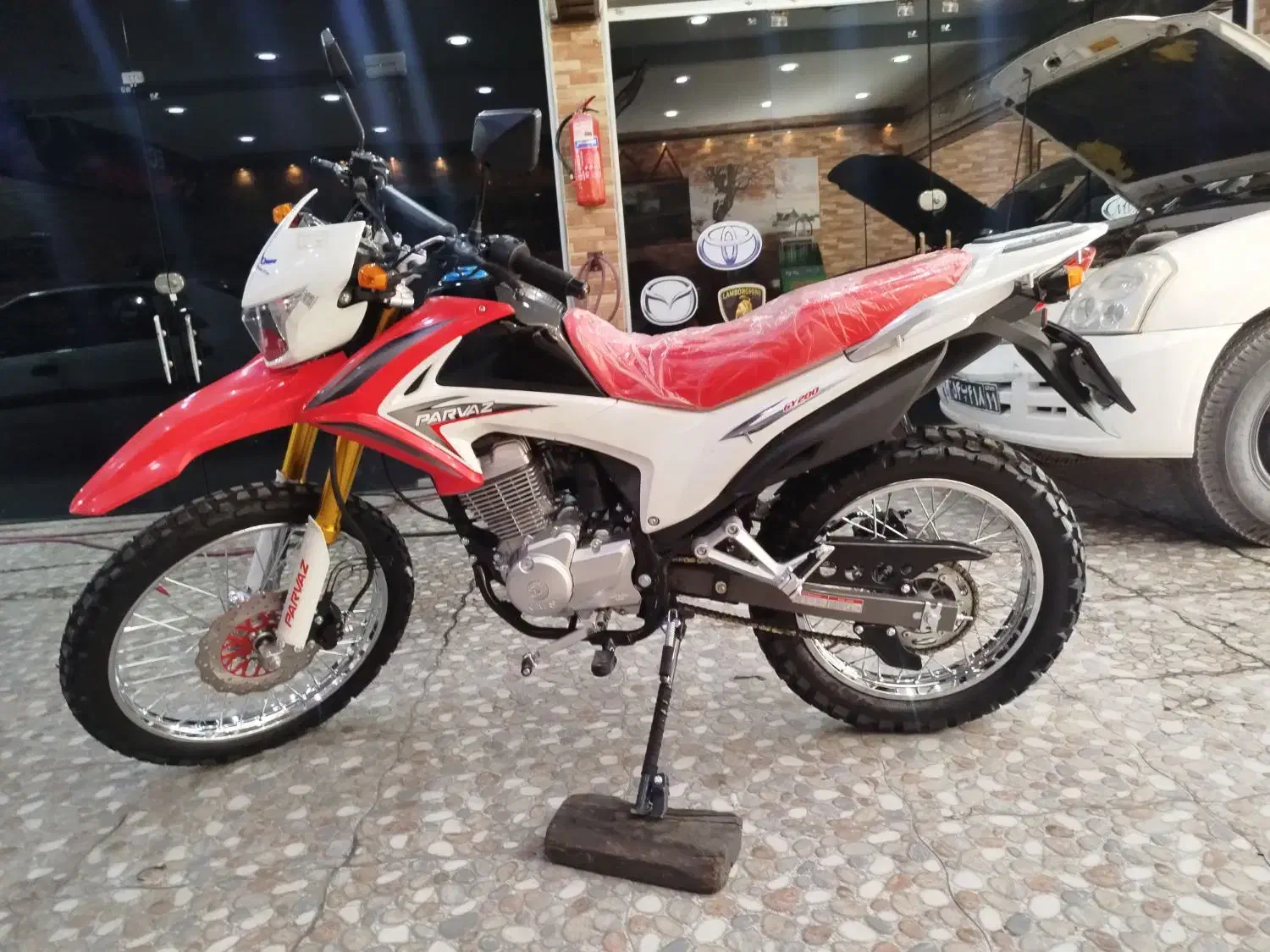 تریل پرواز 200CC صفر|موتورسیکلت|دورود, |دیوار