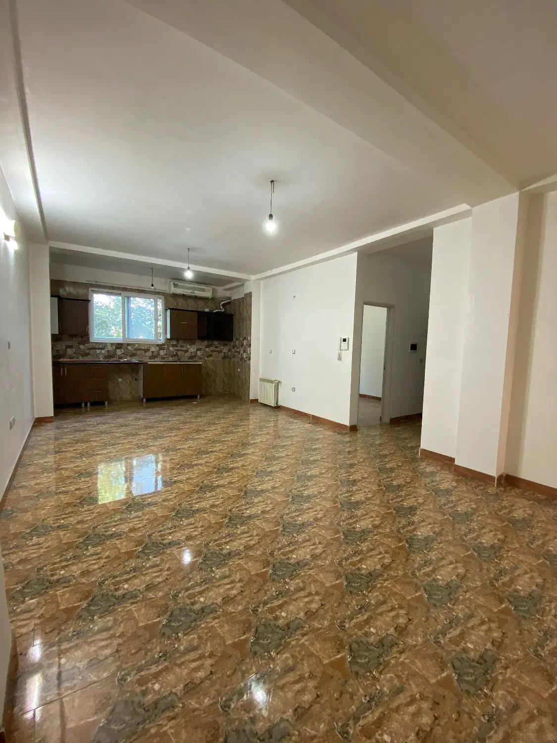 واحد ۸۵ متری واقع در جاده قلعه گردن|اجارهٔ آپارتمان|خرم‌آباد (تنکابن), |دیوار