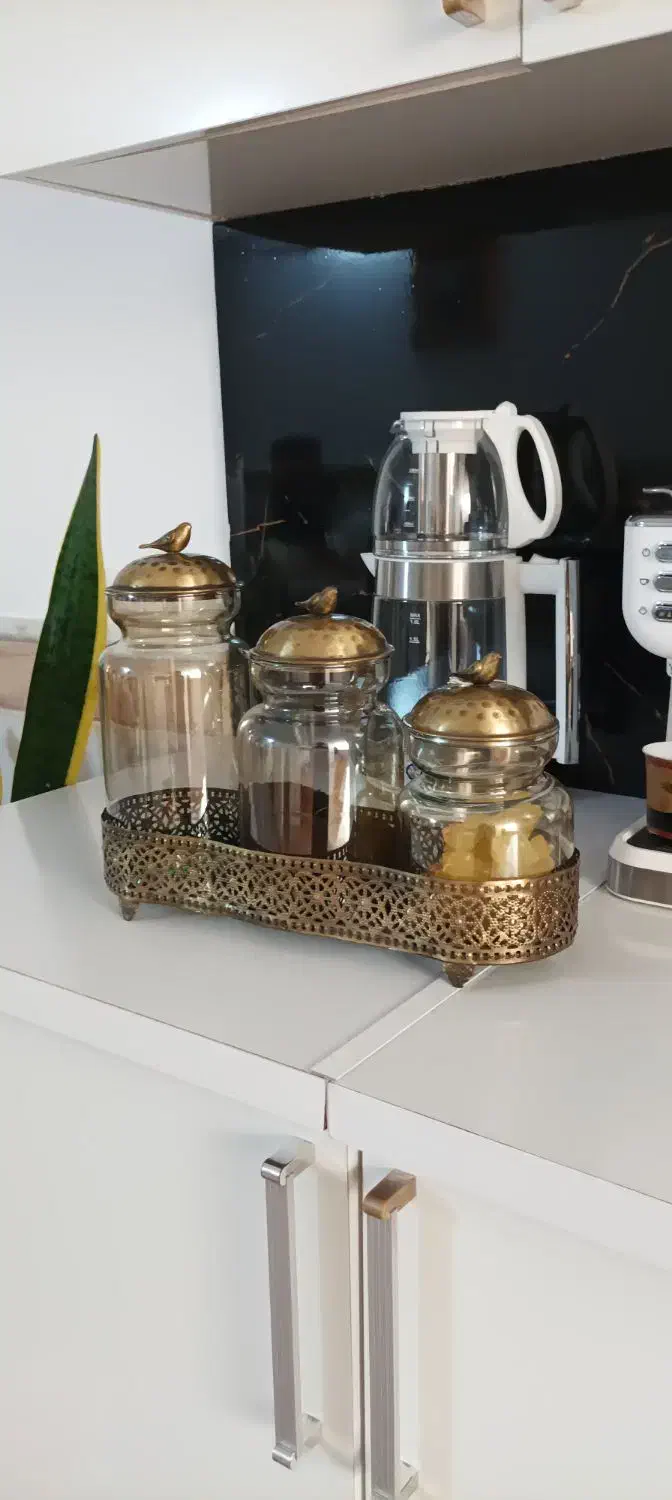 ست پاسماو|ظروف سرو و پذیرایی|نیشابور, گنبد سبز|دیوار