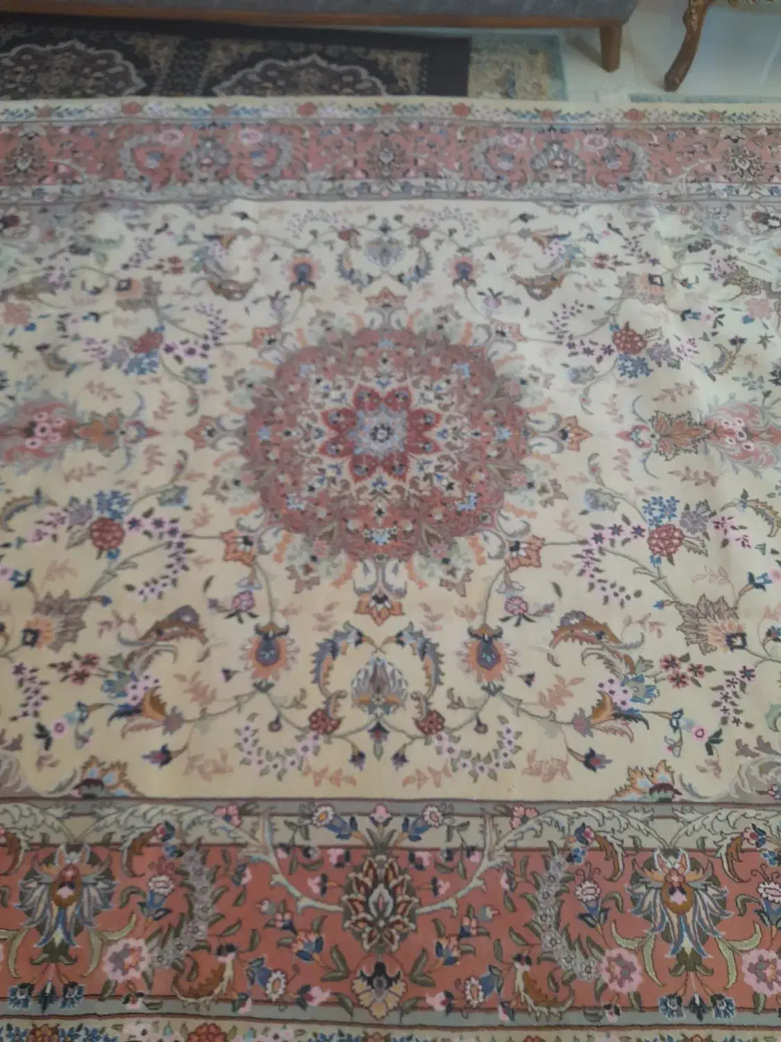 فرش دست باف|فرش|اصفهان, فرهنگیان|دیوار