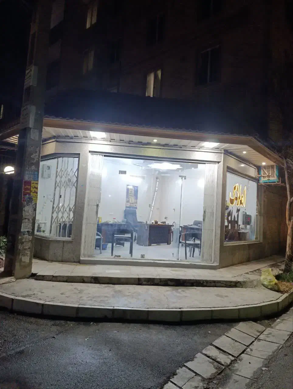 مغازه ۳۰متری|اجارهٔ مغازه و غرفه|اندیشه, شهرک کوثر|دیوار