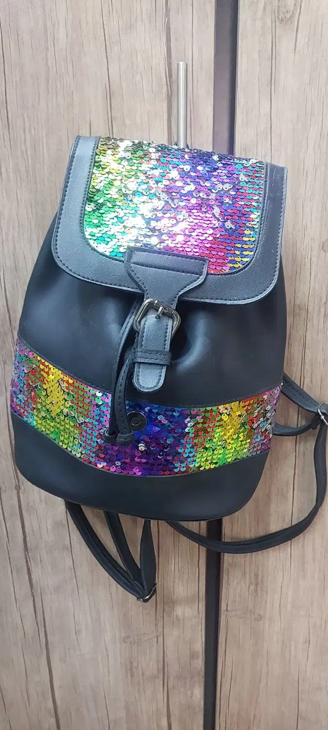 کیف|کیف، کفش، کمربند|اصفهان, نقش جهان|دیوار