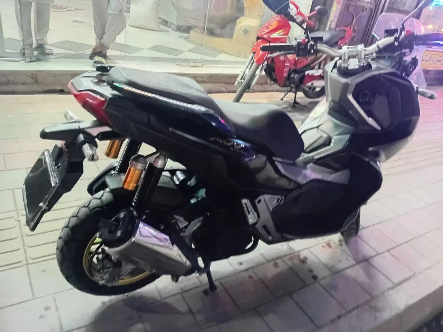 طرح adv 150 کبیر مدل 1402 درحد صفر|موتورسیکلت|چهاردانگه (تهران), |دیوار