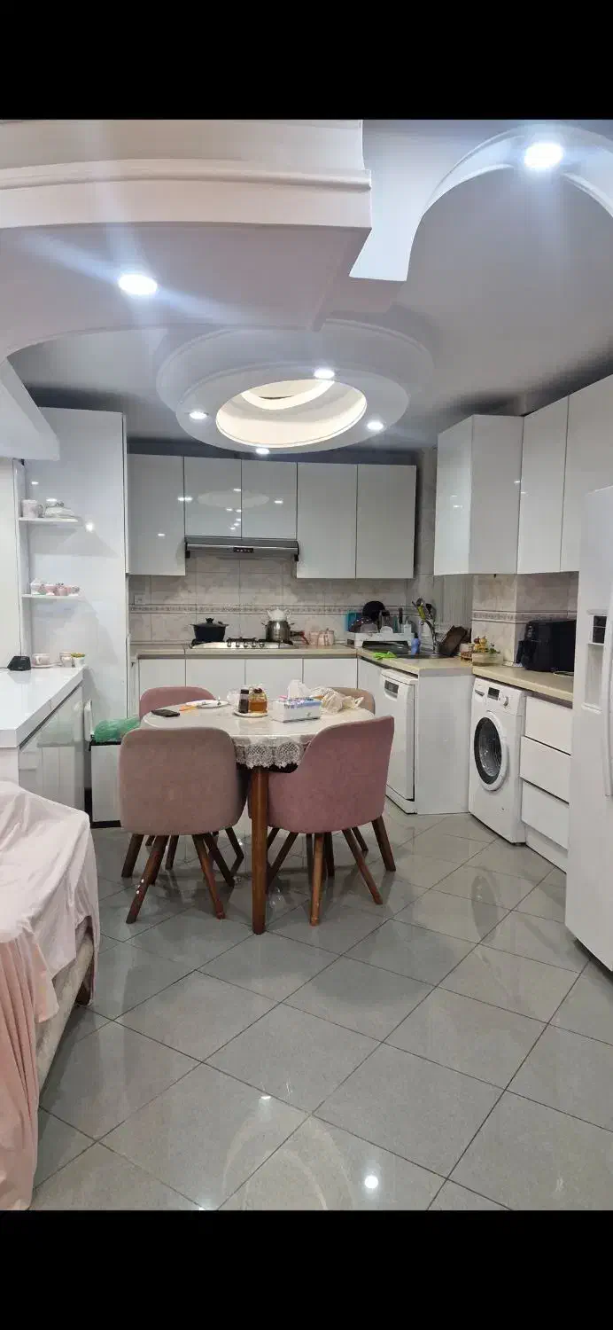 143متر 3 خواب شکیل/3 تا واحد/بالکن، دسترسی مترو