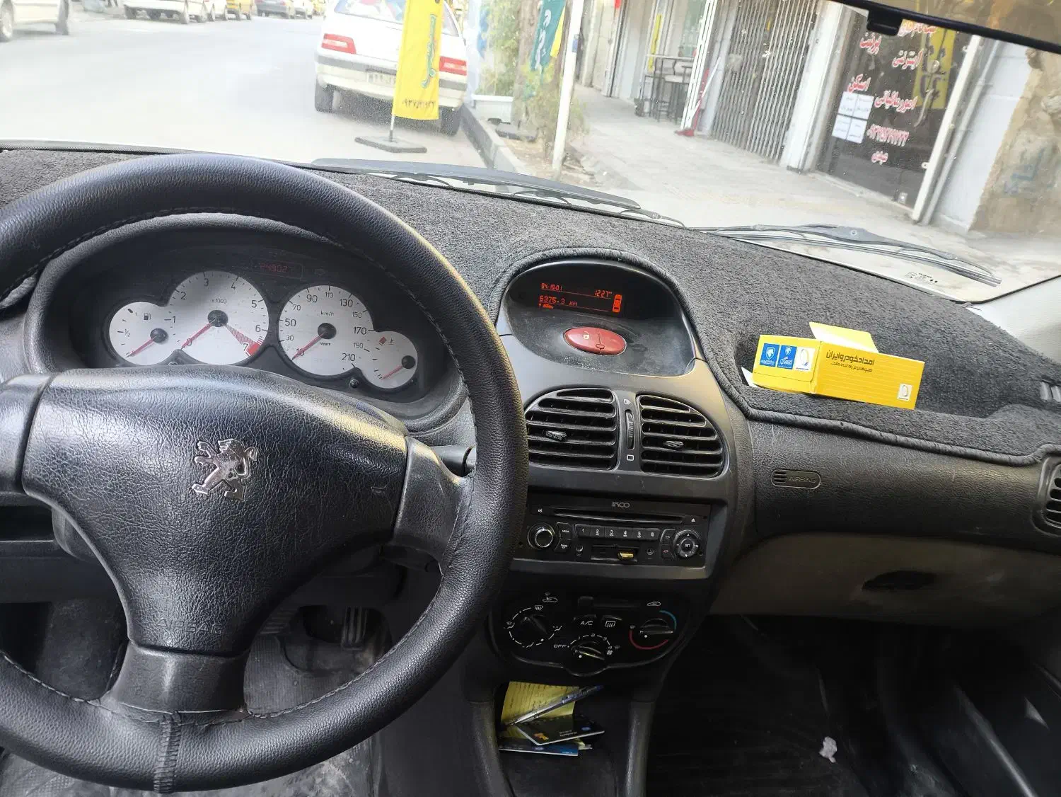 206تیپ 3|خودرو سواری و وانت|شیراز, زند|دیوار