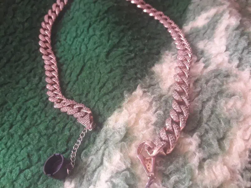 گردنبند رنگ ثابت نگین نشان|بدلیجات|خرمآباد, |دیوار