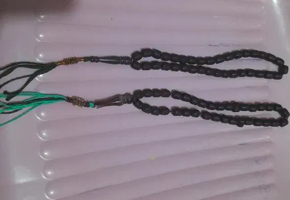 تسبیح اراز|کلکسیون اشیاء عتیقه|خرم‌آباد, |دیوار