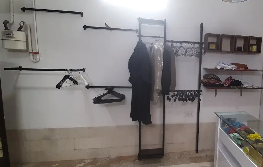 رگال فروشگاهی .چوب لباس.مانکن.رابط کابلی|کتابخانه، شلف، قفسههای دیواری|مشهد, اقبال|دیوار
