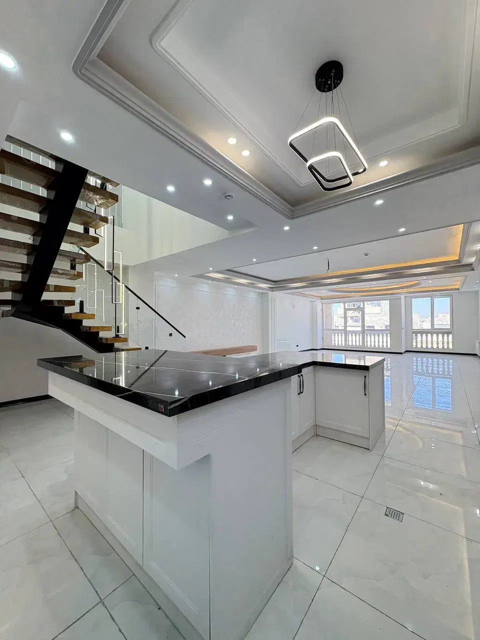 ۳۰۰متر ۴ خواب + ۱۰۰متر حیاط تاپ لوکیشن اندیشه فاز۱|فروش آپارتمان|اندیشه, اندیشه فاز ۱|دیوار