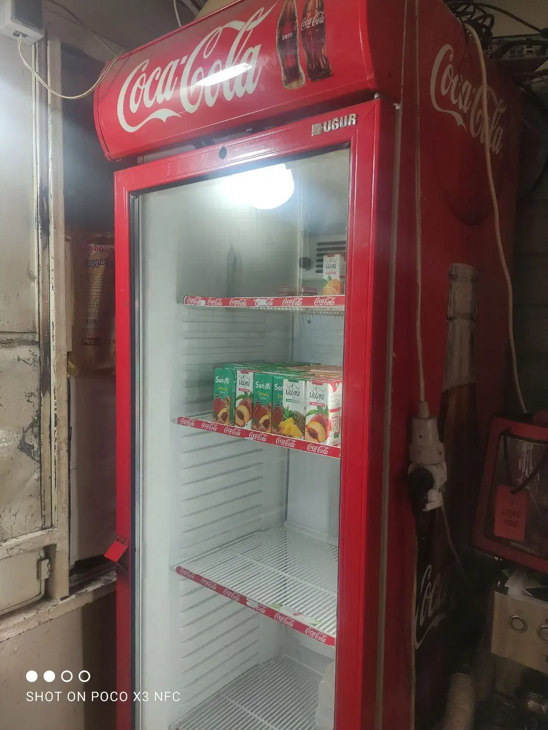 ۲ یخچال نوشابه، دستگاه اسپرسو ،تلویزیون ایکس ویژن|فروشگاه و مغازه|ساری, |دیوار