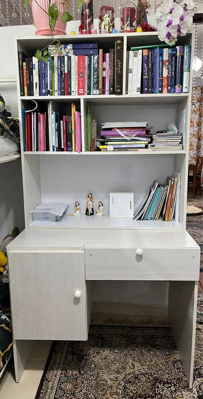 میز تحریر و کتابخانه|میز تحریر و کامپیوتر|رباطکریم, رباطکریم|دیوار