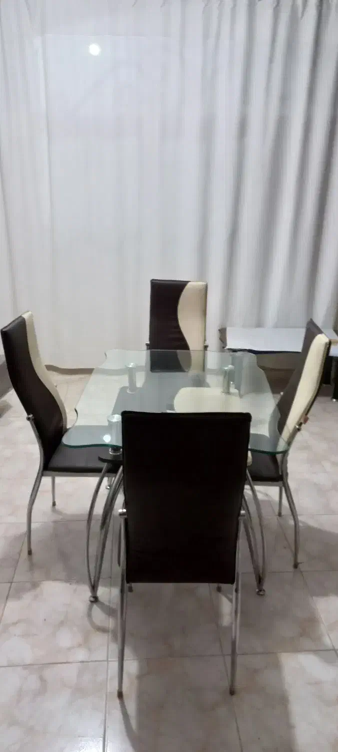 میز وصندلی غذاخوری|میز و صندلی غذاخوری|لنجان, |دیوار