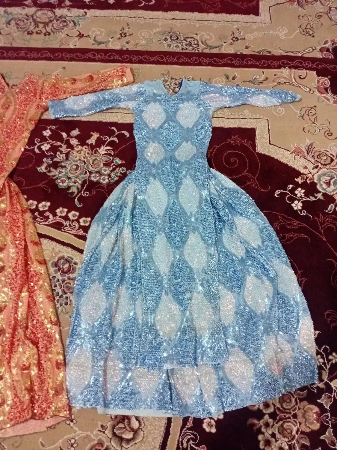 لباس|لباس|لردگان, |دیوار