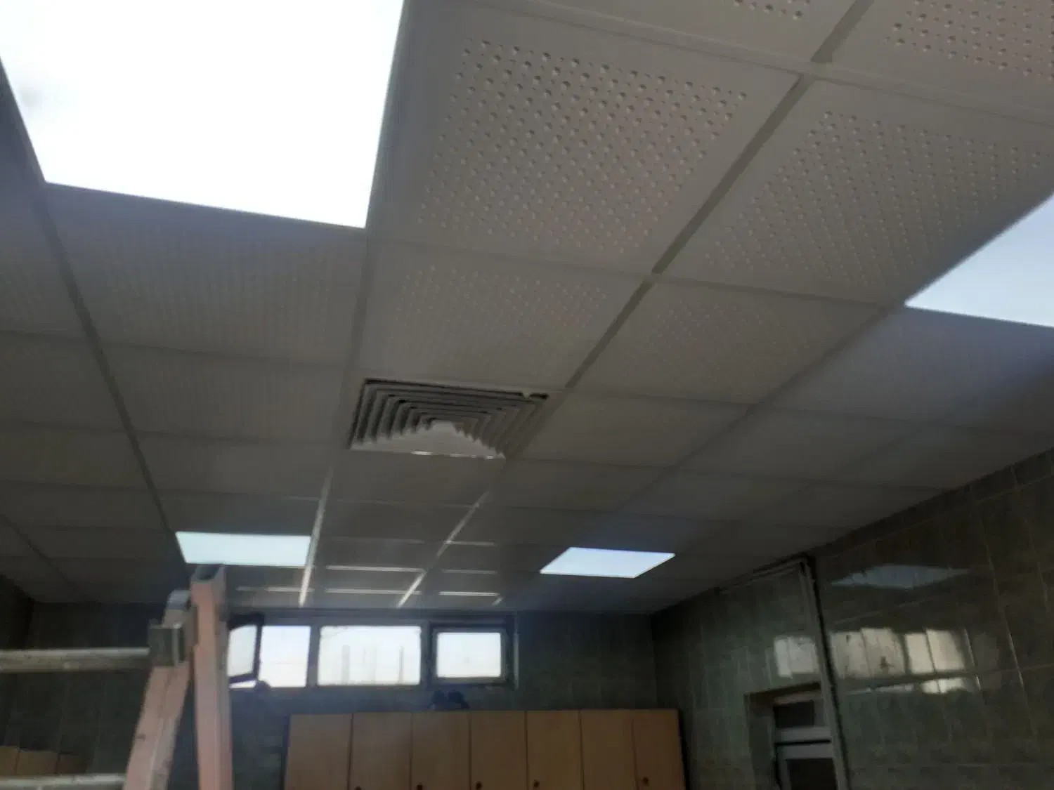 اجرای کناف،pvc،برق کشی ، نقاشی و ۶۰در ۶۰|خدمات پیشه و مهارت|خرم‌آباد, |دیوار