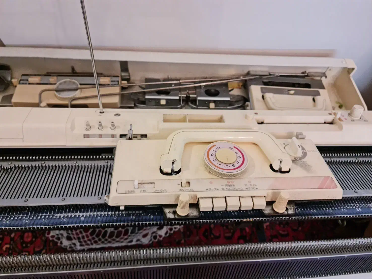 ماشین بافتنی برادر|چرخ خیاطی و ریسندگی|ری, علایین|دیوار