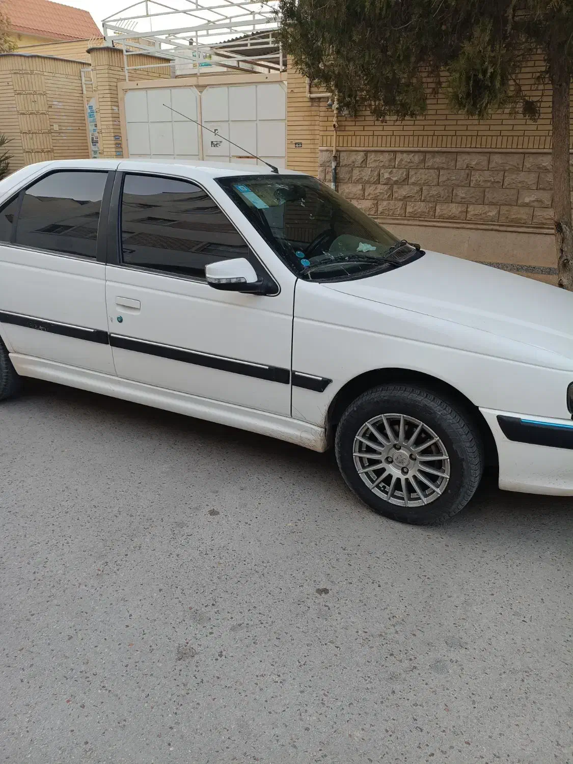 پژو پارس 1402|خودرو سواری و وانت|شیراز, شهرک پرواز|دیوار