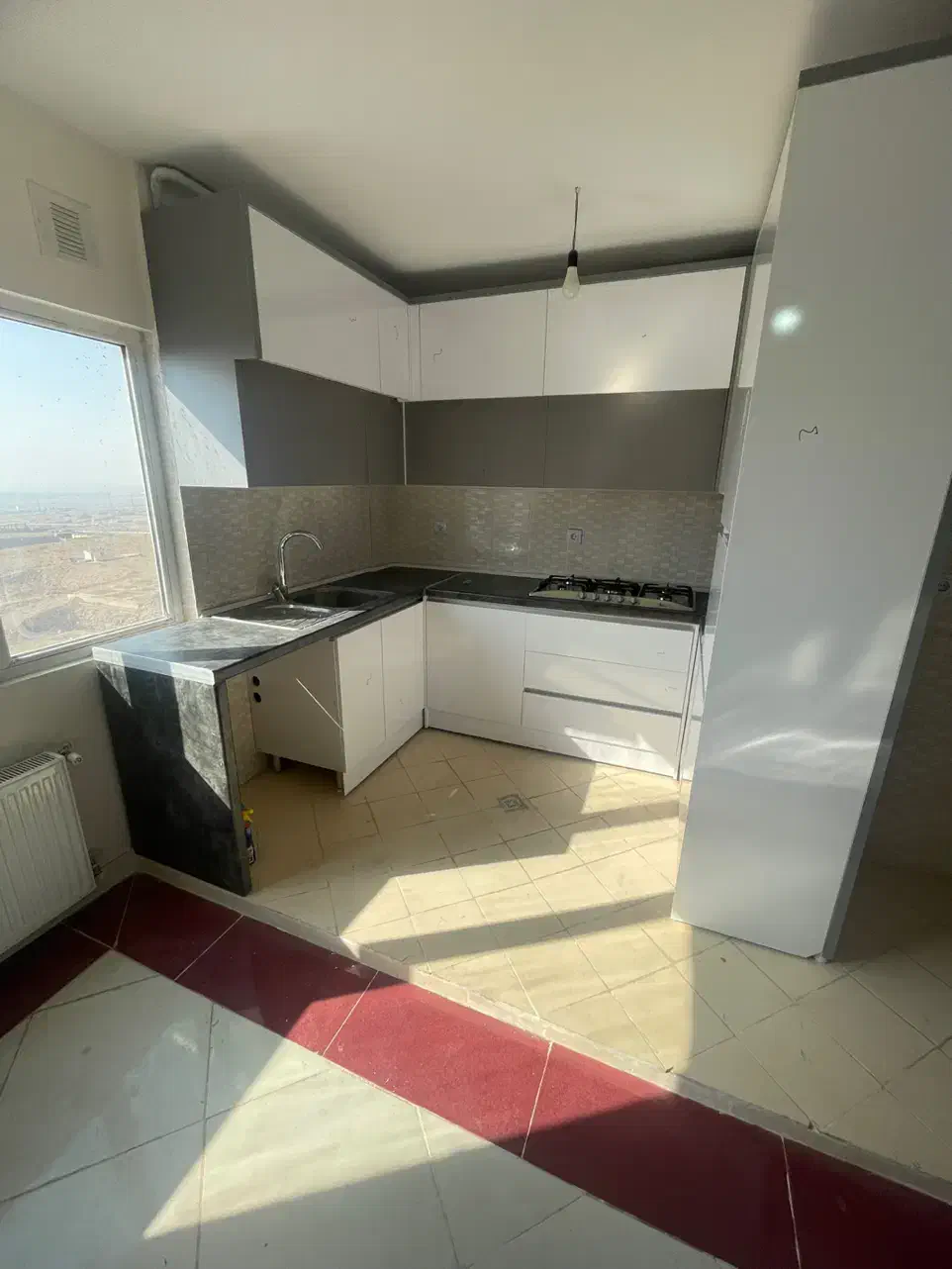 فاز ۱ / ویو ابدی / کلید نخورده / طبقه آخر|فروش آپارتمان|هشتگرد, شهرک گلها|دیوار