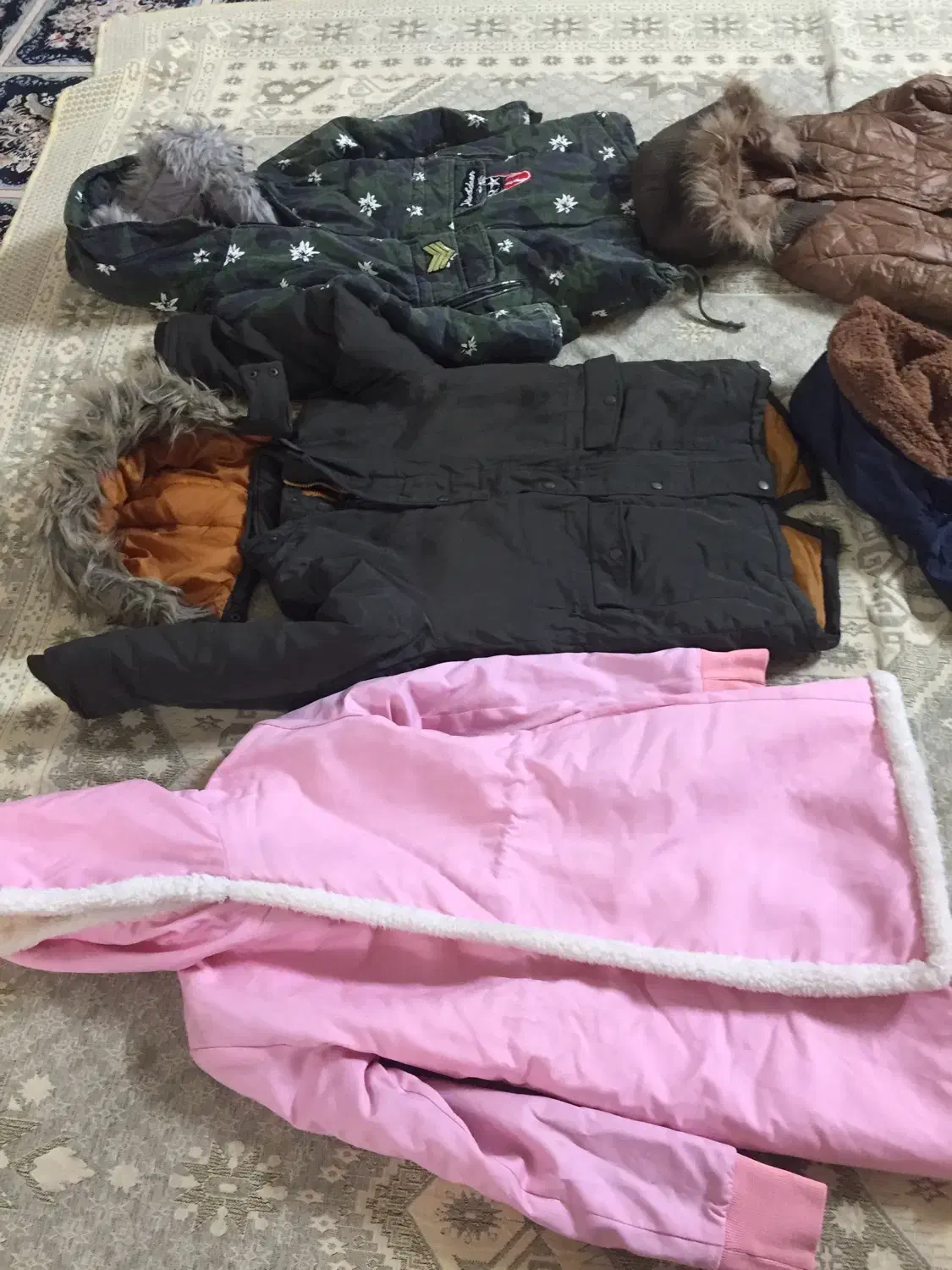 کاپشن و لباس زنانه فقط۳۰۰|لباس|بوئین زهرا, |دیوار