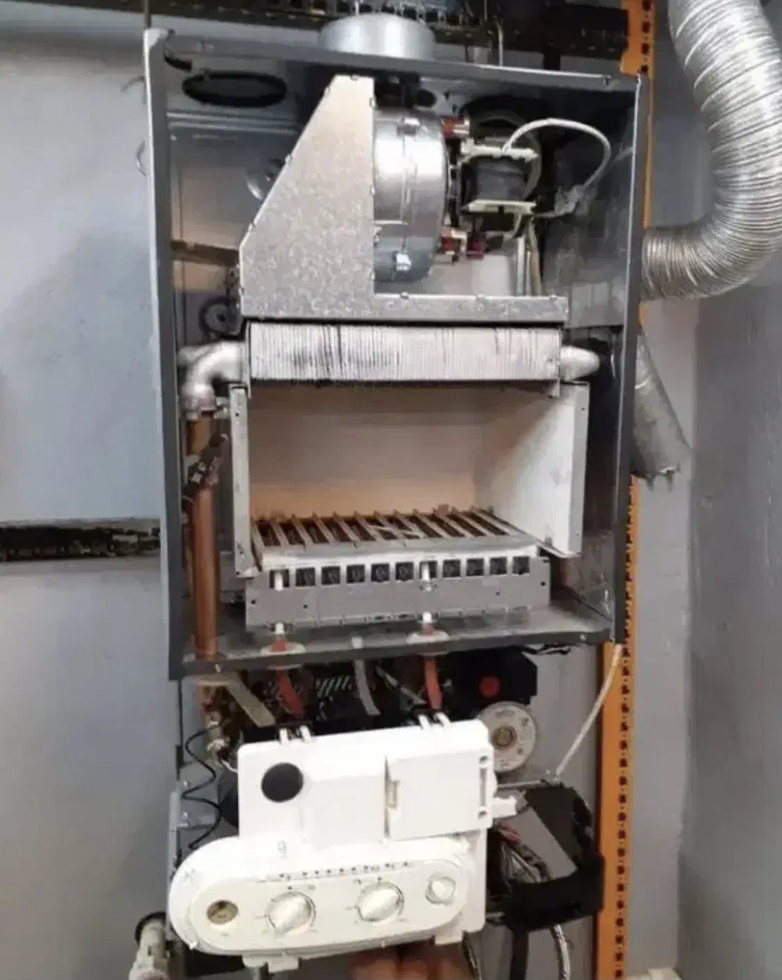 سرویس و تعمیر پکیج و رادیاتور|خدمات پیشه و مهارت|مشهد, احمدآباد|دیوار