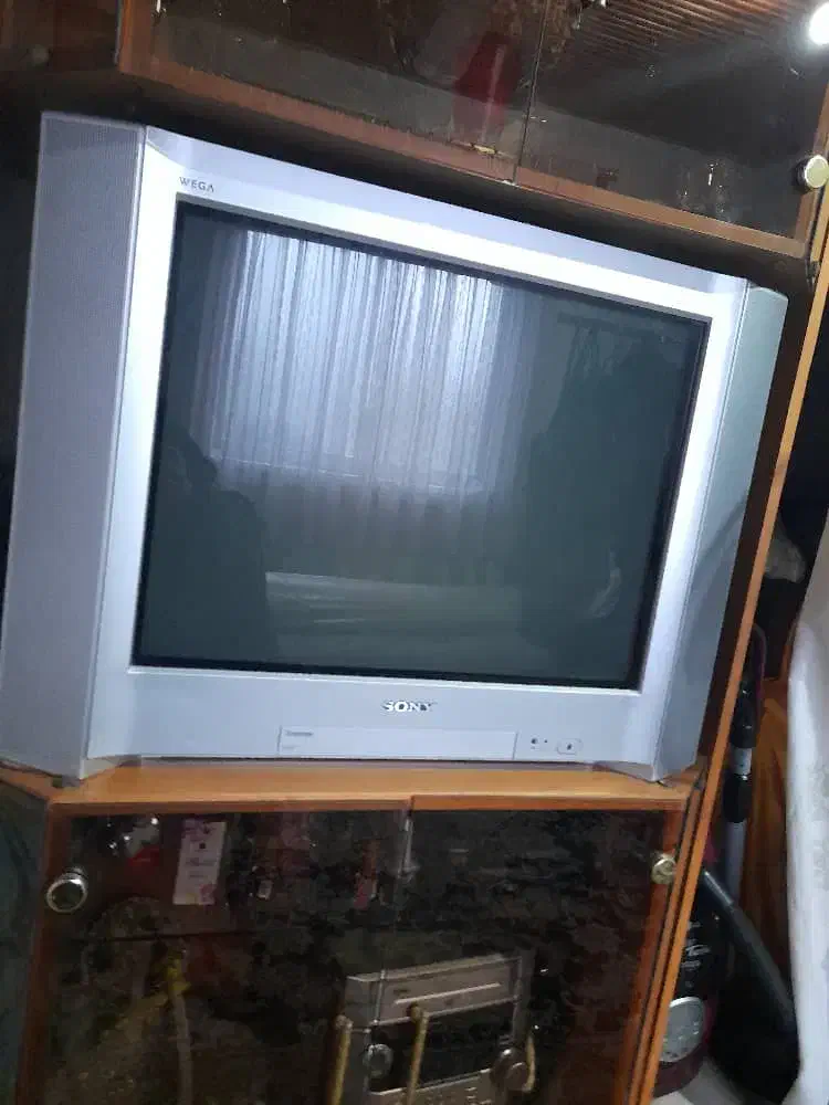 تلویزیون سونی ۳۰اینچ|تلویزیون و پروژکتور|بندر انزلی, چهارفریضه|دیوار