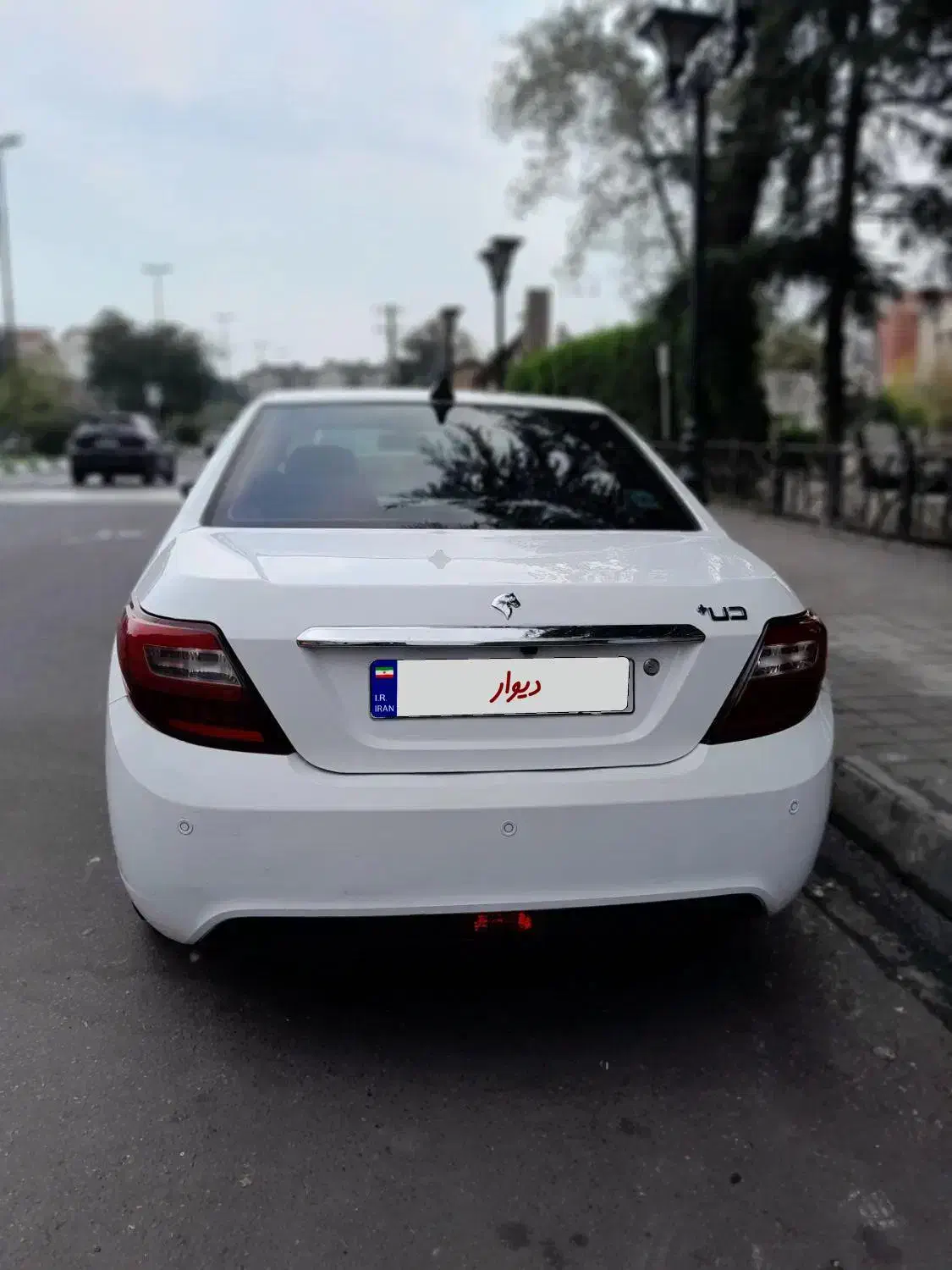 دنا پلاس  ۱۴۰۰|خودرو سواری و وانت|رشت, سعدی (تختی)|دیوار