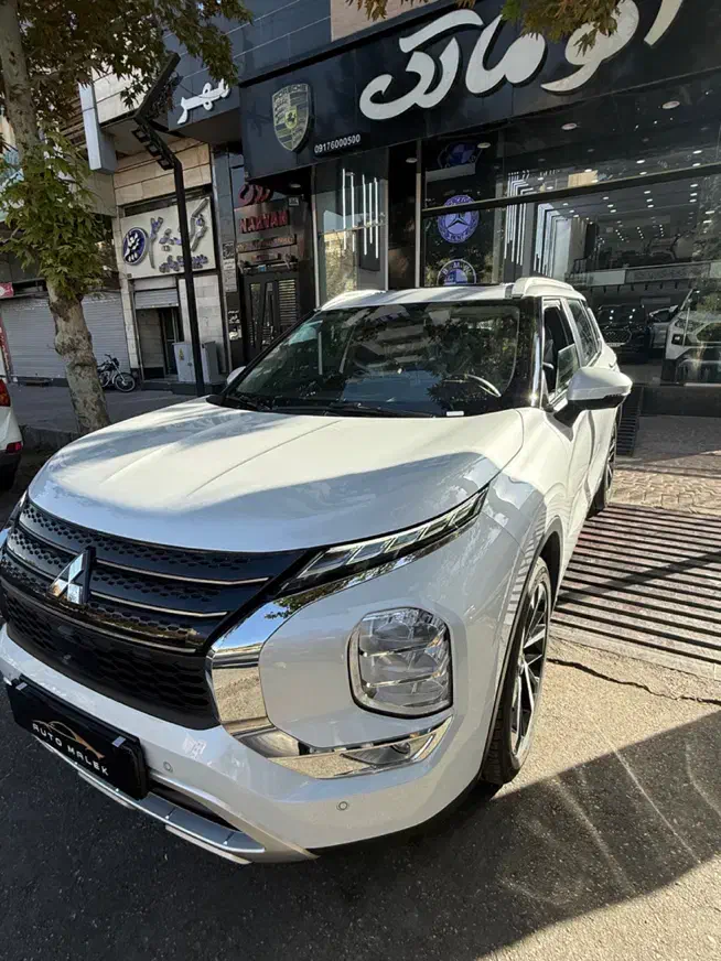 میتسوبیشی اوتلندر ۲۰۲۳ H line|خودرو سواری و وانت|شیراز, بعثت|دیوار