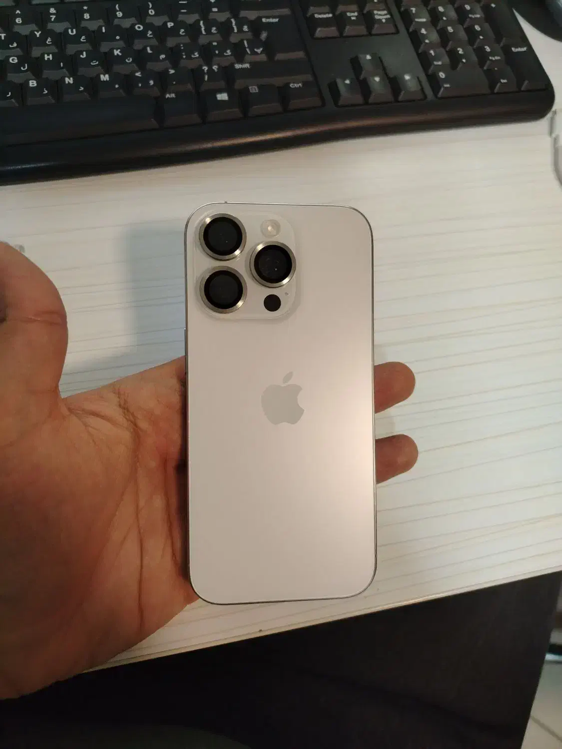 iPhone 16 pro 256 سفید رجیستر شده|موبایل|تهران, یوسف‌آباد|دیوار