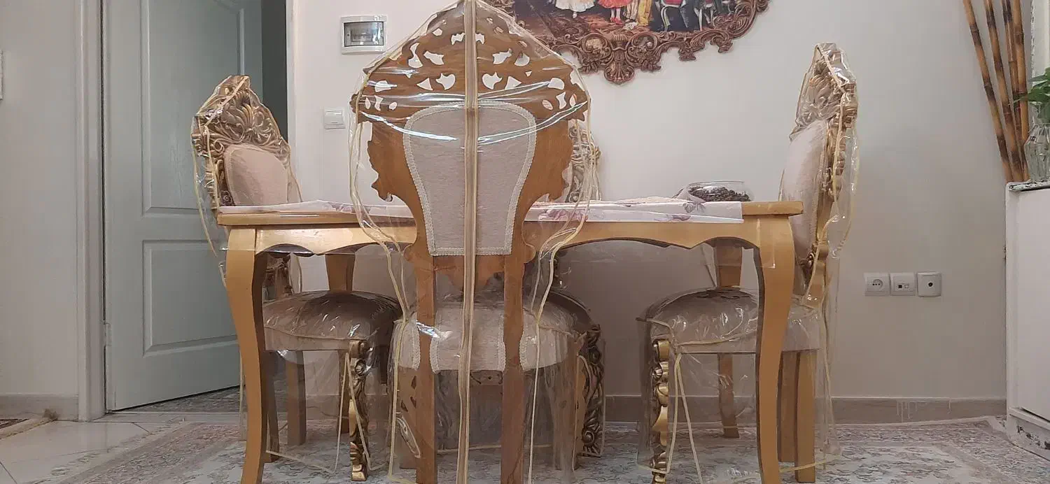 مبل ۵ نفره استیل یا کلاسیک همراه ناهار خوری|مبلمان خانگی و میز عسلی|تهران, مسعودیه|دیوار