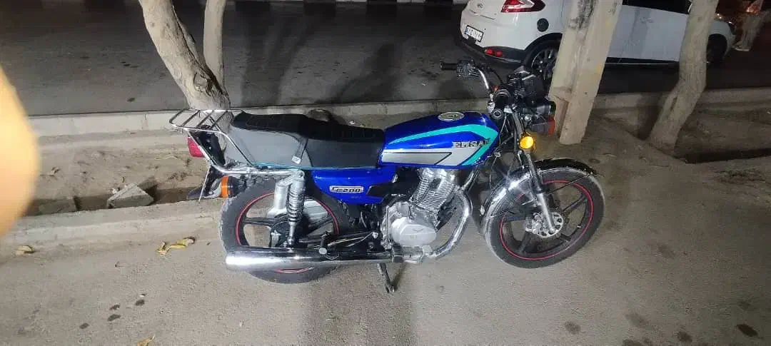 موتور سیکلت 200 مدل 403|موتورسیکلت|شیراز, ریاستی|دیوار