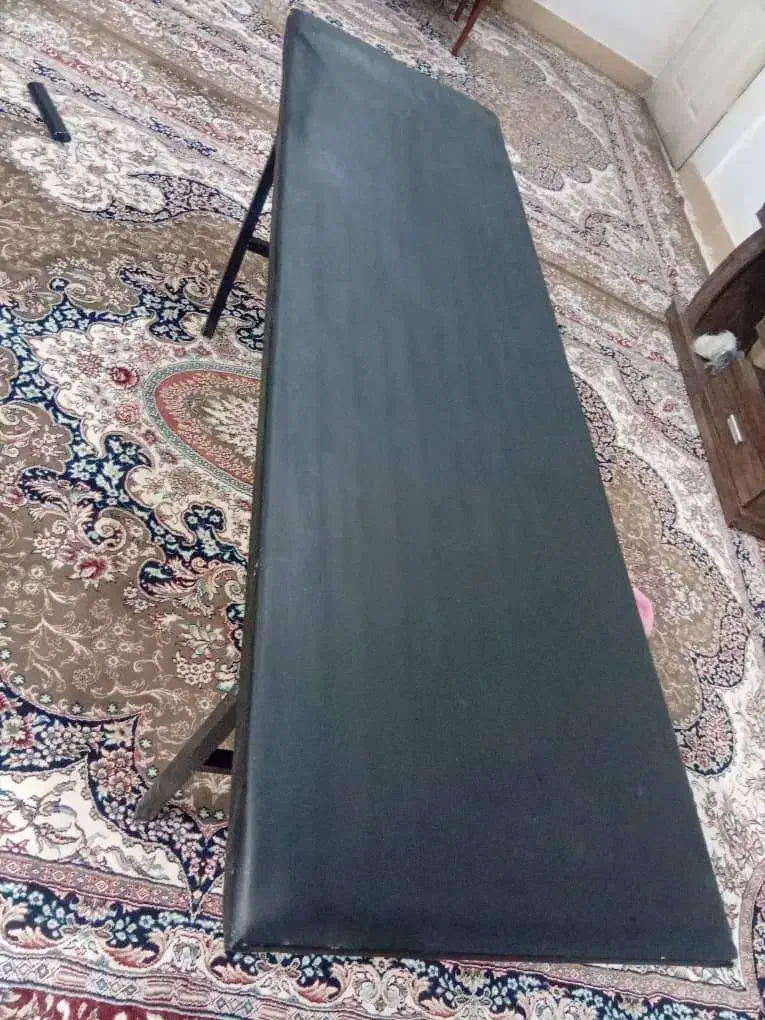 تخت تاشو|آرایشگاه و سالنهای زیبایی|ابریشم, |دیوار