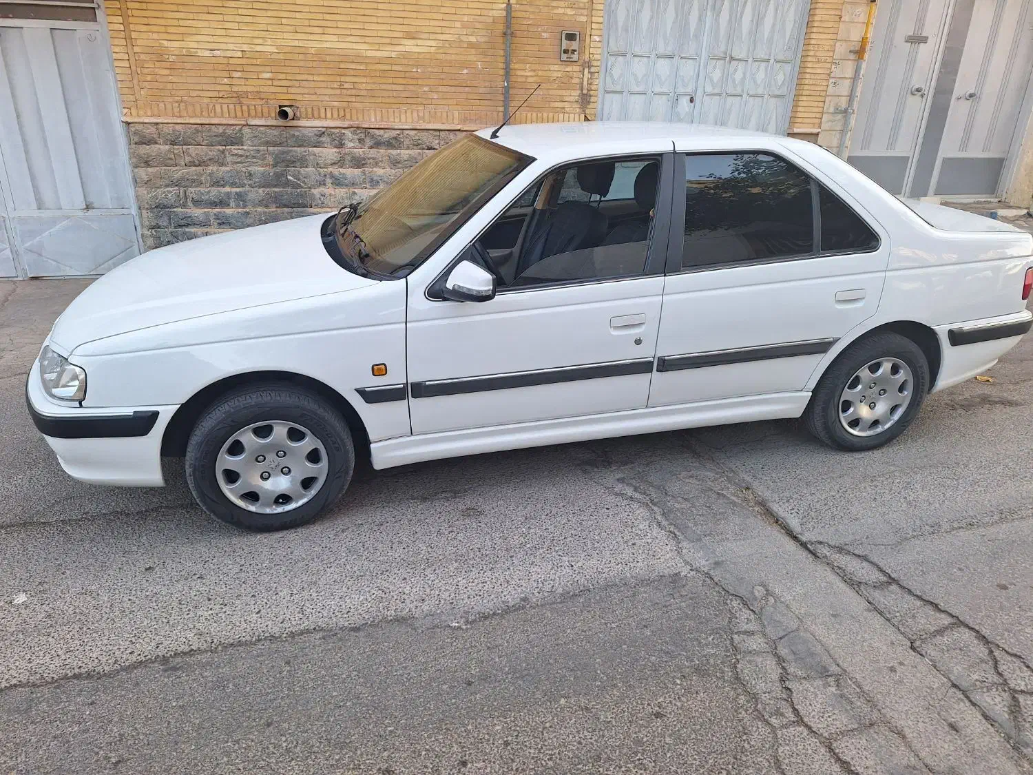 پژو پارس سال مدل ۹۹ کم کار|خودرو سواری و وانت|دهاقان, |دیوار