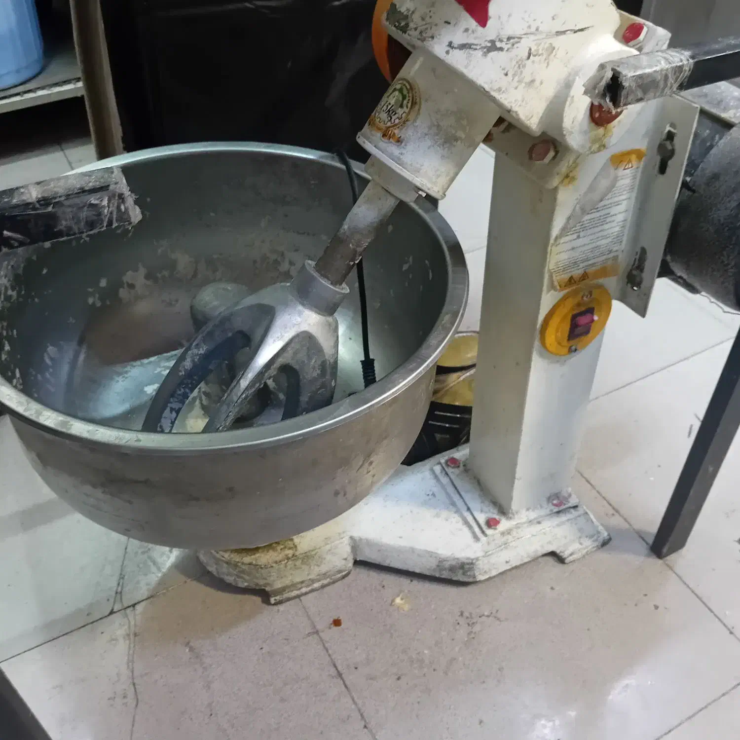 فر ریلی پیتزا و خمیرپهن کن و خمیر گیر|کافی‌شاپ و رستوران|تبریز, |دیوار