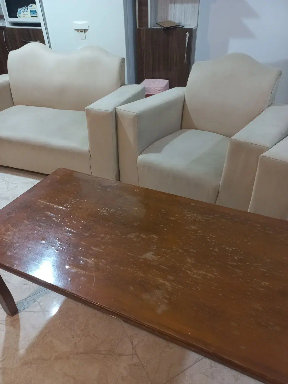 مبل ۷ نفره و میز وسط|مبلمان خانگی و میز عسلی|ساری, |دیوار