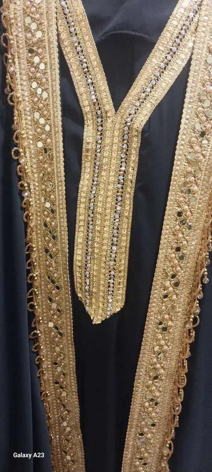 لباس نو|لباس|امیدیه, |دیوار