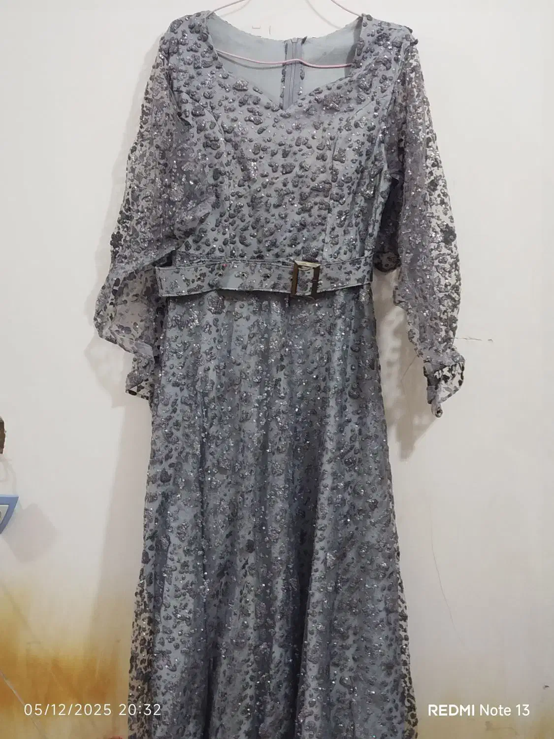 لباس مجلسی|لباس|زابل, |دیوار