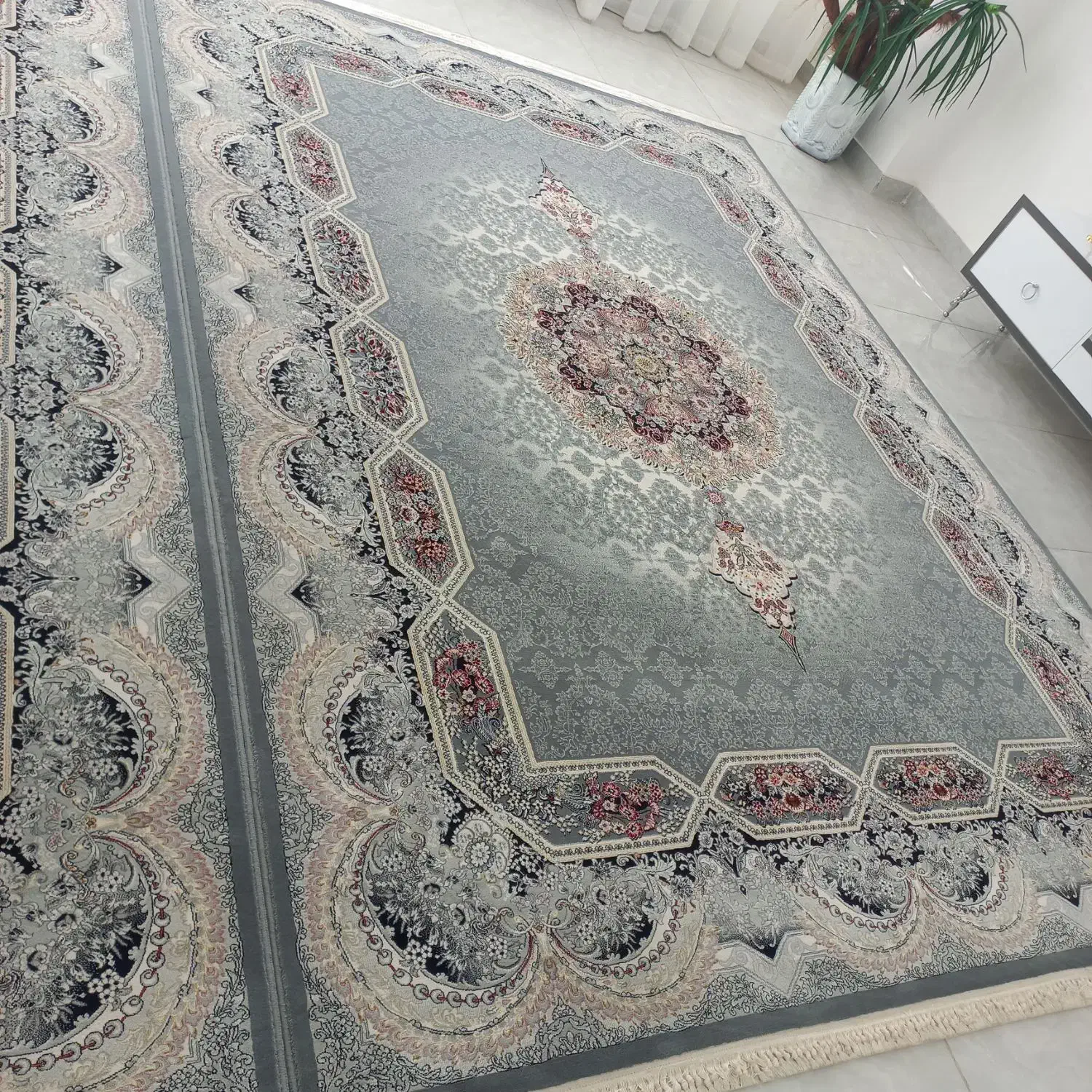 ۳تخته فرش ۷۰۰شانه|فرش|بوکان, |دیوار