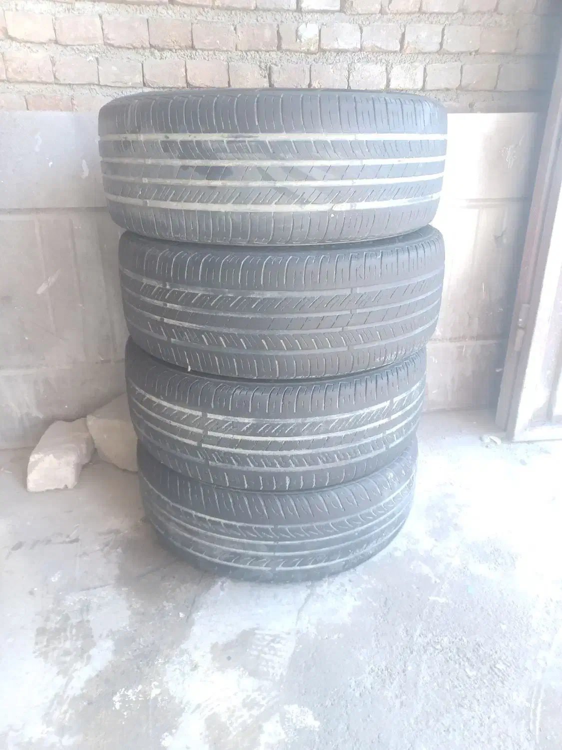 لاستیک۲۰۵|قطعات یدکی و لوازم جانبی|سنندج, |دیوار