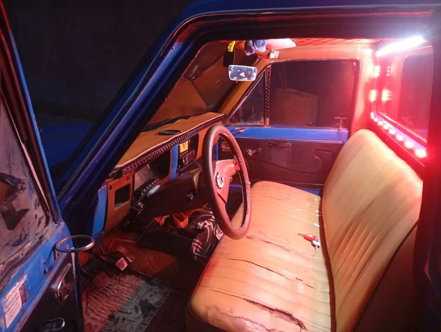 وانت نیسان|خودرو سواری و وانت|اردبیل, |دیوار