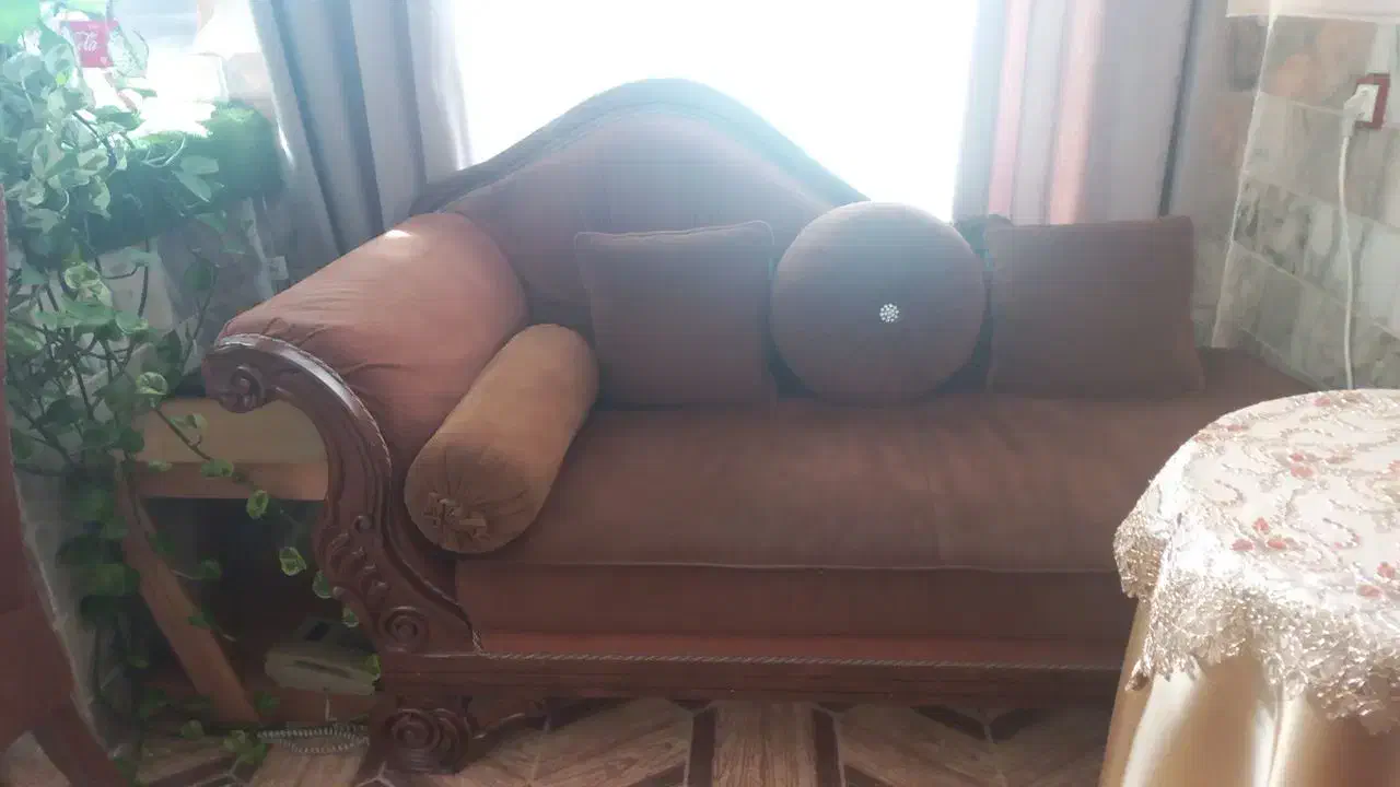 مبل کلاسیک 9 نفره|مبلمان خانگی و میز عسلی|هشتگرد, هشتگرد قدیم|دیوار