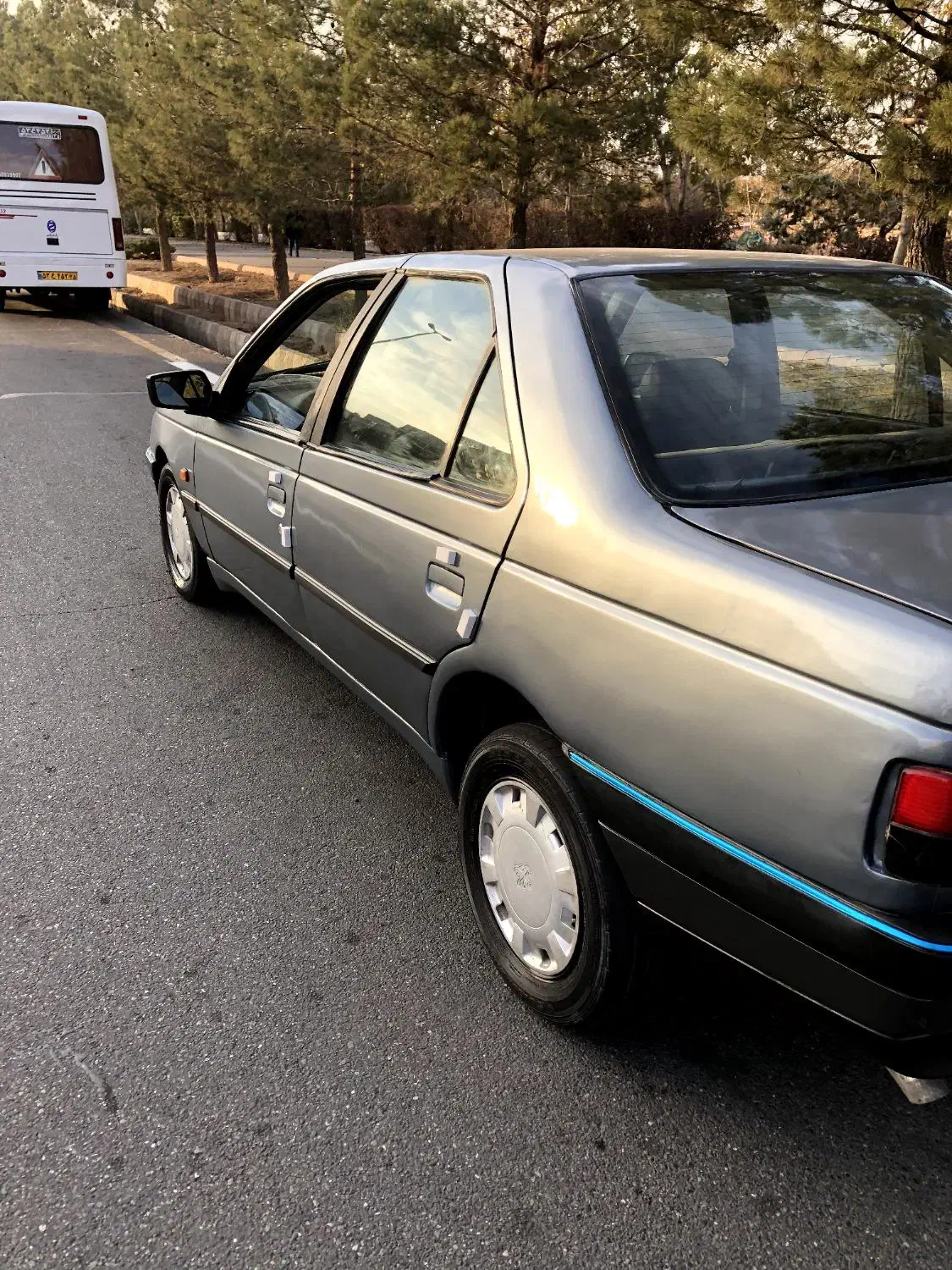 پژو۴۰۵|خودرو سواری و وانت|تبریز, |دیوار