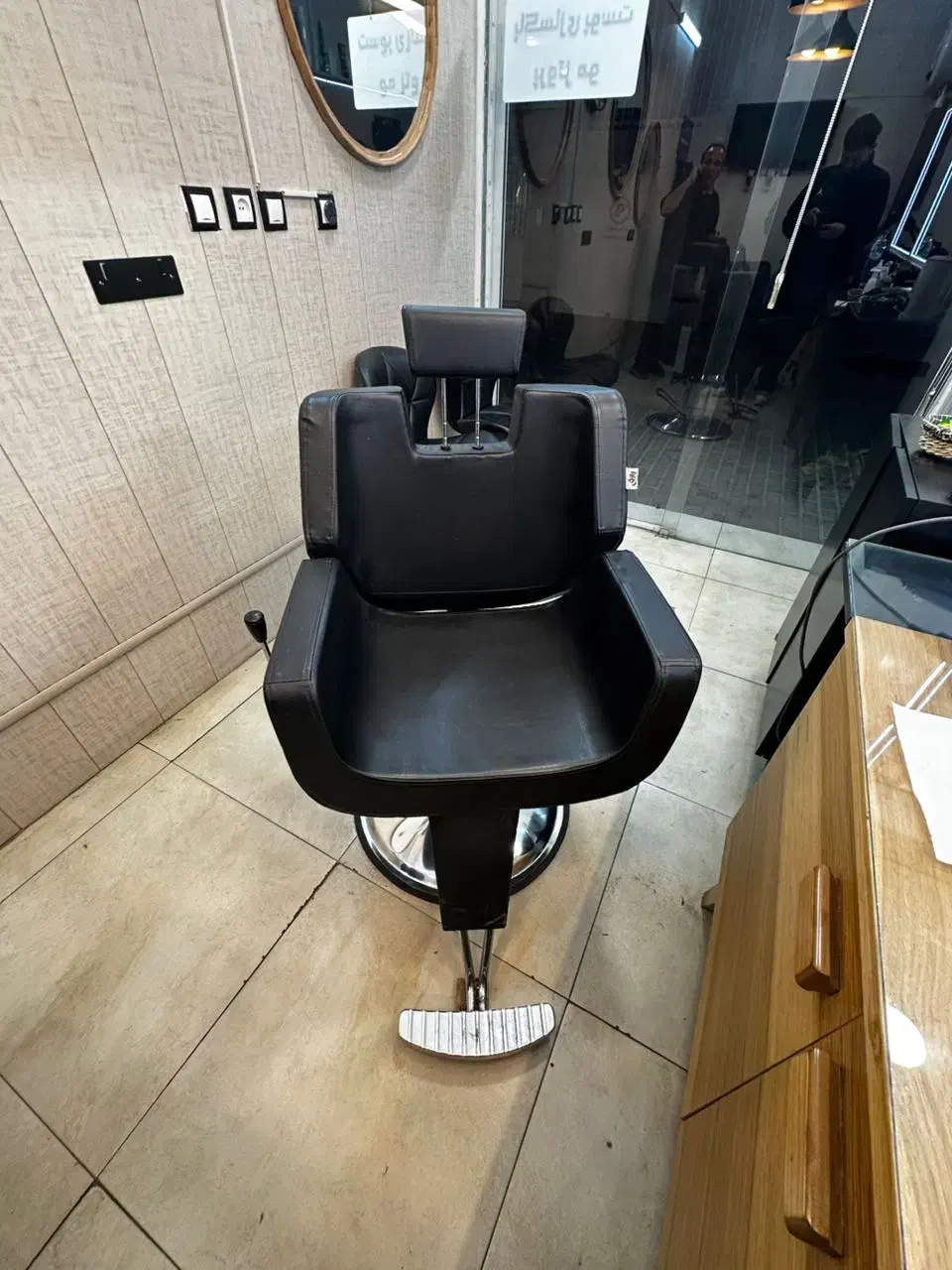 صندلی ارایشگاهpantti|آرایشگاه و سالن‌های زیبایی|شیراز, زرگری|دیوار