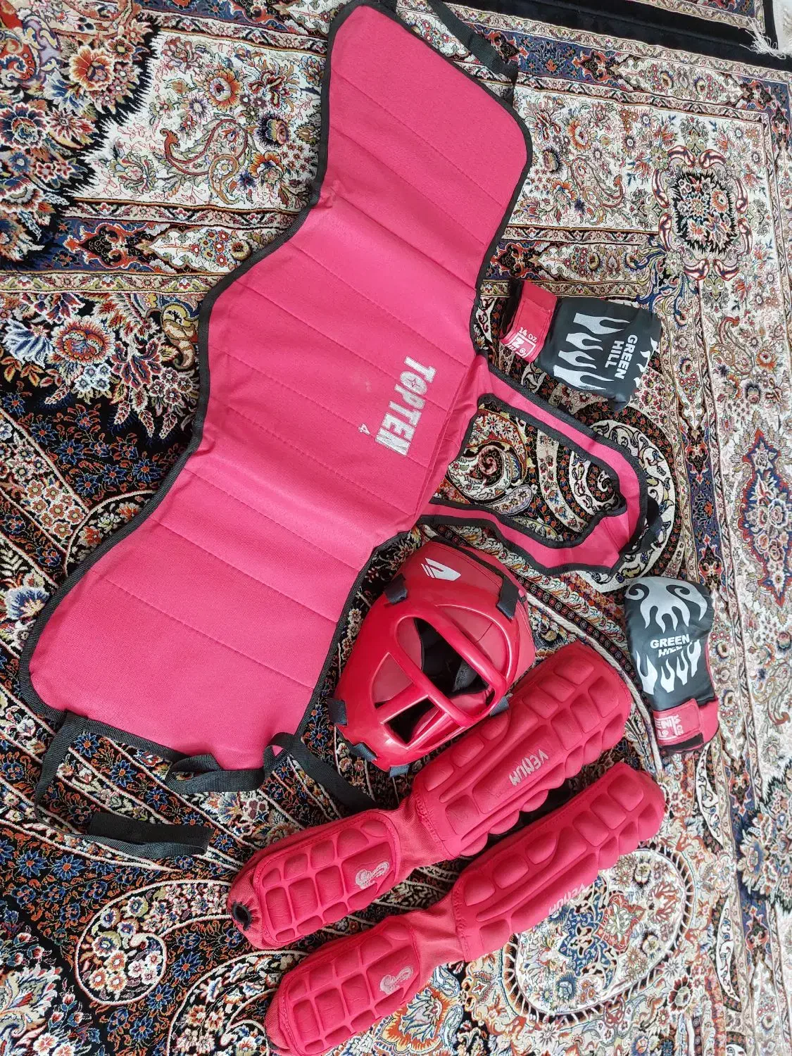 وسایل دفاع شخصی|تجهیزات ورزشی|نیشابور, شهید بهشتی|دیوار