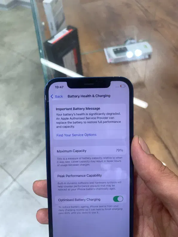 Iphone 12 128gb zaaکار کرده|موبایل|اصفهان, جلفا|دیوار