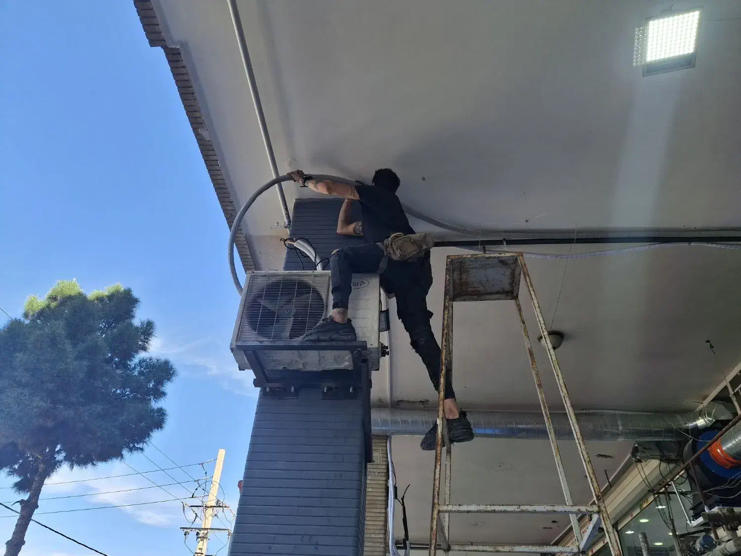 نصب خدمات کارشناسی معاوضه اسپیلت کولر گازی|خدمات پیشه و مهارت|شیراز, ملاصدرا|دیوار