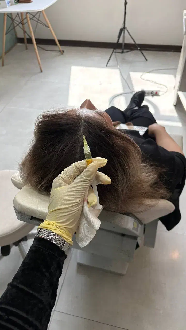 کلینیک پوست و مو با تخفیفات فوق العاده|خدمات آرایشگری و زیبایی|فردیس, منظریه|دیوار