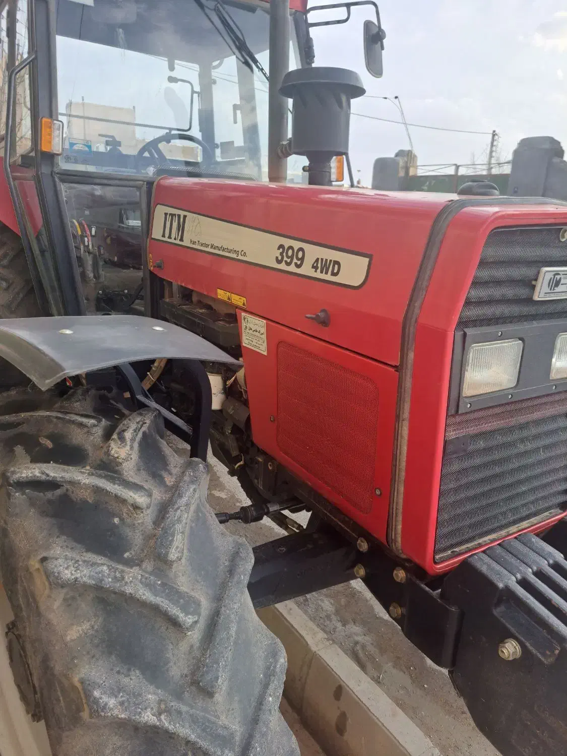 تراکتور ۳۹۹ جفت اتاقدار|خودرو سنگین|شاهنجرین, |دیوار