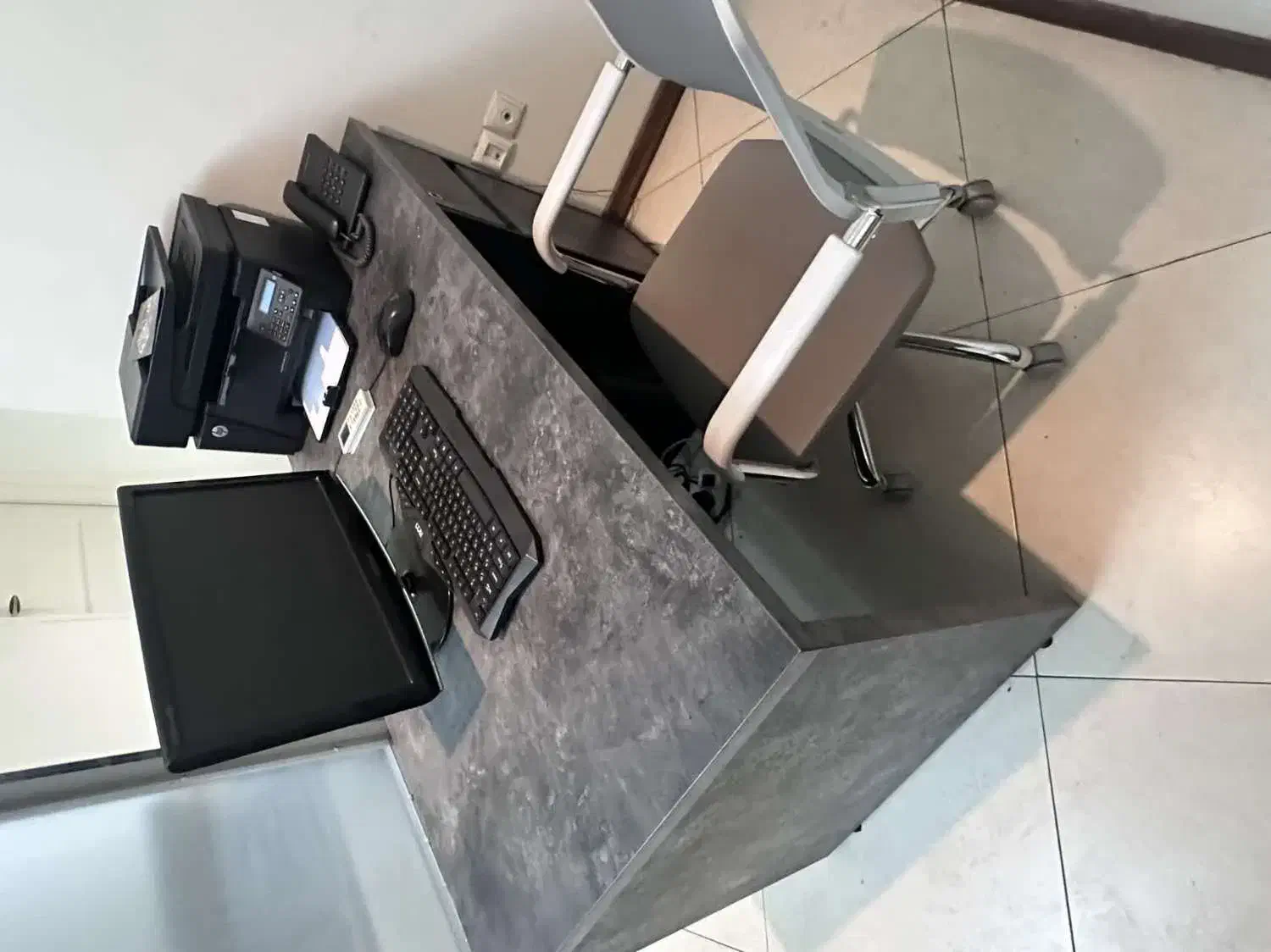 میز تحریر کارمندی|مبلمان اداری|تهران, جهاد|دیوار