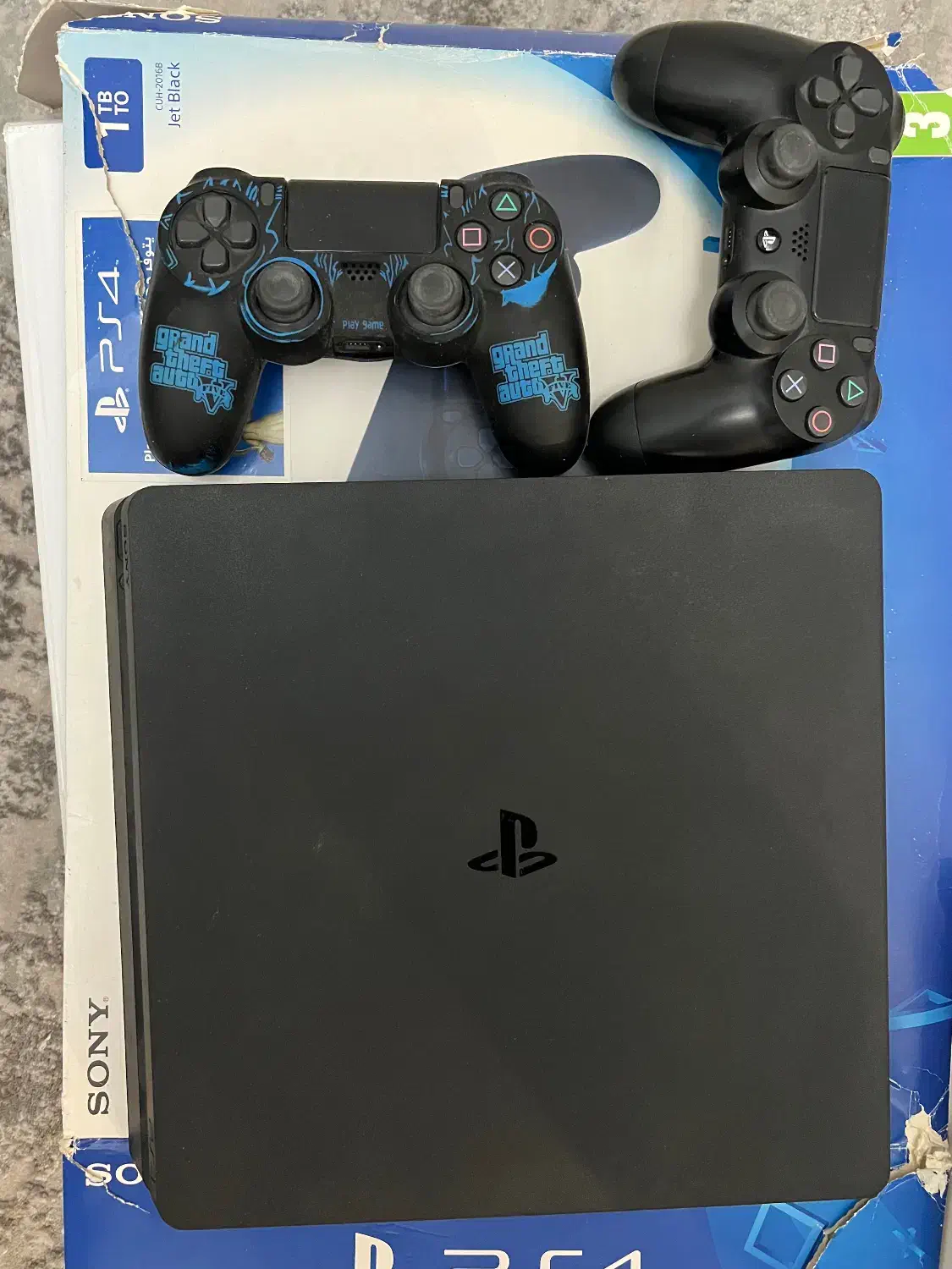 ps4 slimبا دو دسته|کنسول، بازی ویدئویی و آنلاین|تهران, میرداماد|دیوار