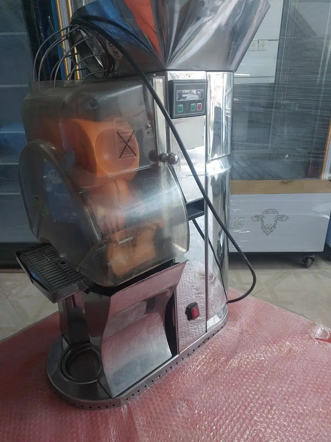 آب مرکبات گیر اسپانیایی درحد نو|کافیشاپ و رستوران|تهران, تهرانپارس جنوبی|دیوار